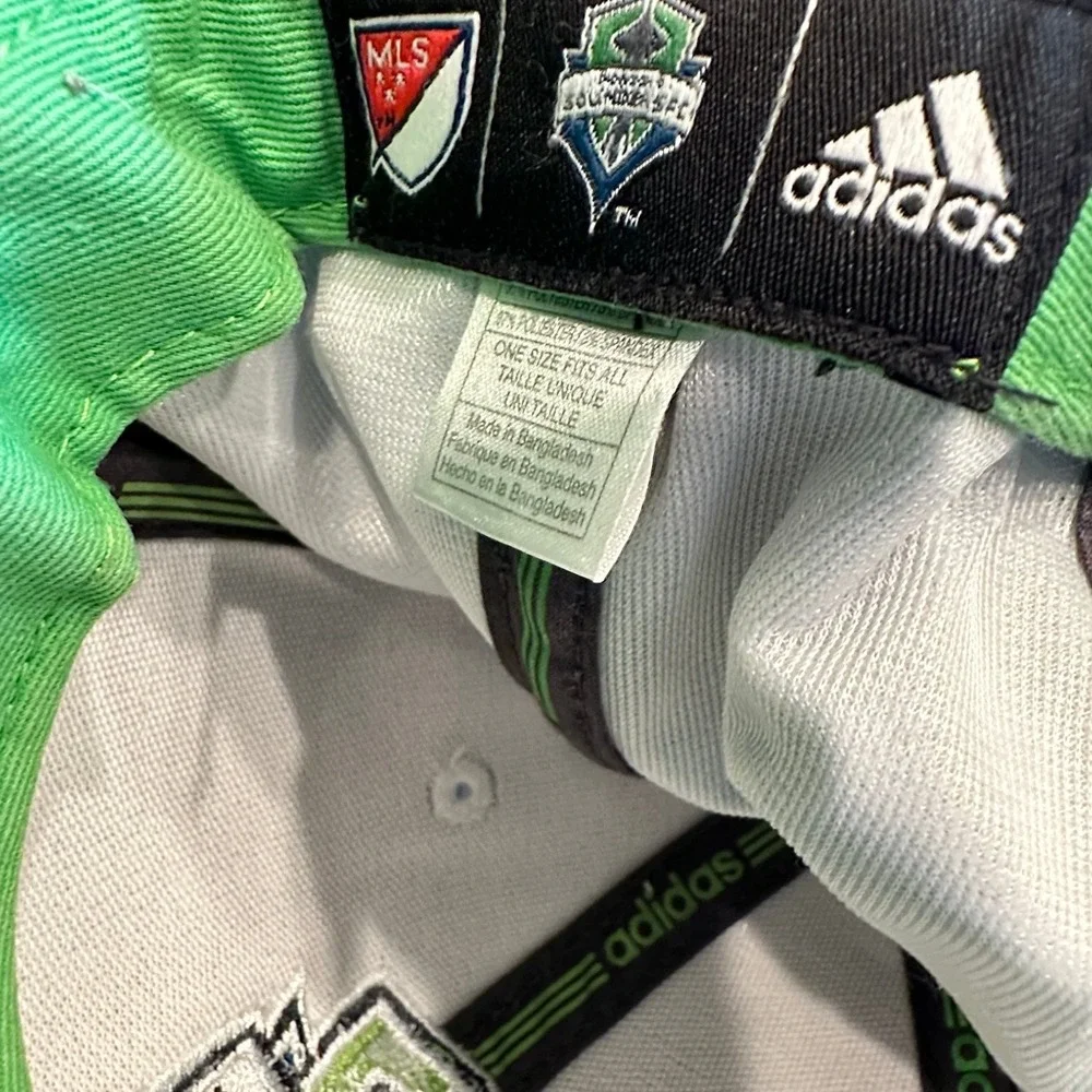 Seattle Sounders FC Hat‎ Adidas Snapback Men's OSFA Ombre Green White MLS